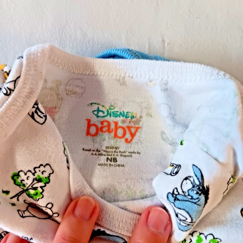 Disney Baby Winnie The Pooh Eeyore Bodysuits 4‎ Pack Lot NB Newborn Yellow Blue
